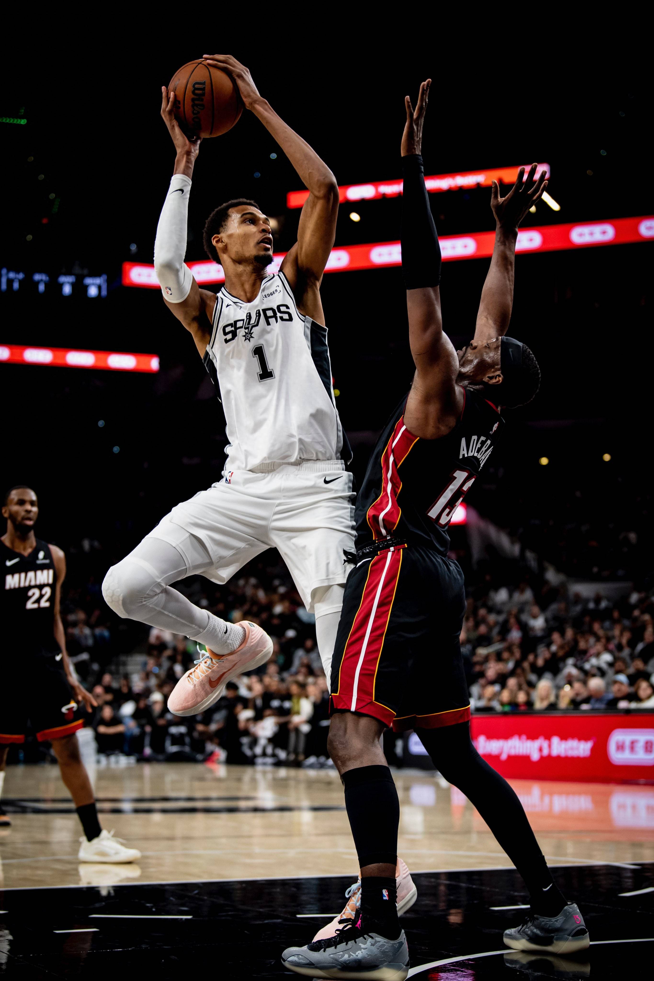 加时末段体能课后，罗马队长鼓劲备战NBA常规赛，管理层满意，细节决定成败(nba史上第一个后撤步)